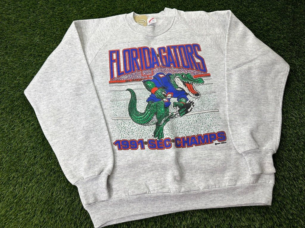 Sweatshirts, Crewnecks and Sweaters