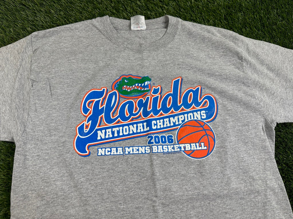 Vintage Florida Gators Basketball 06 Natty Shirt - M