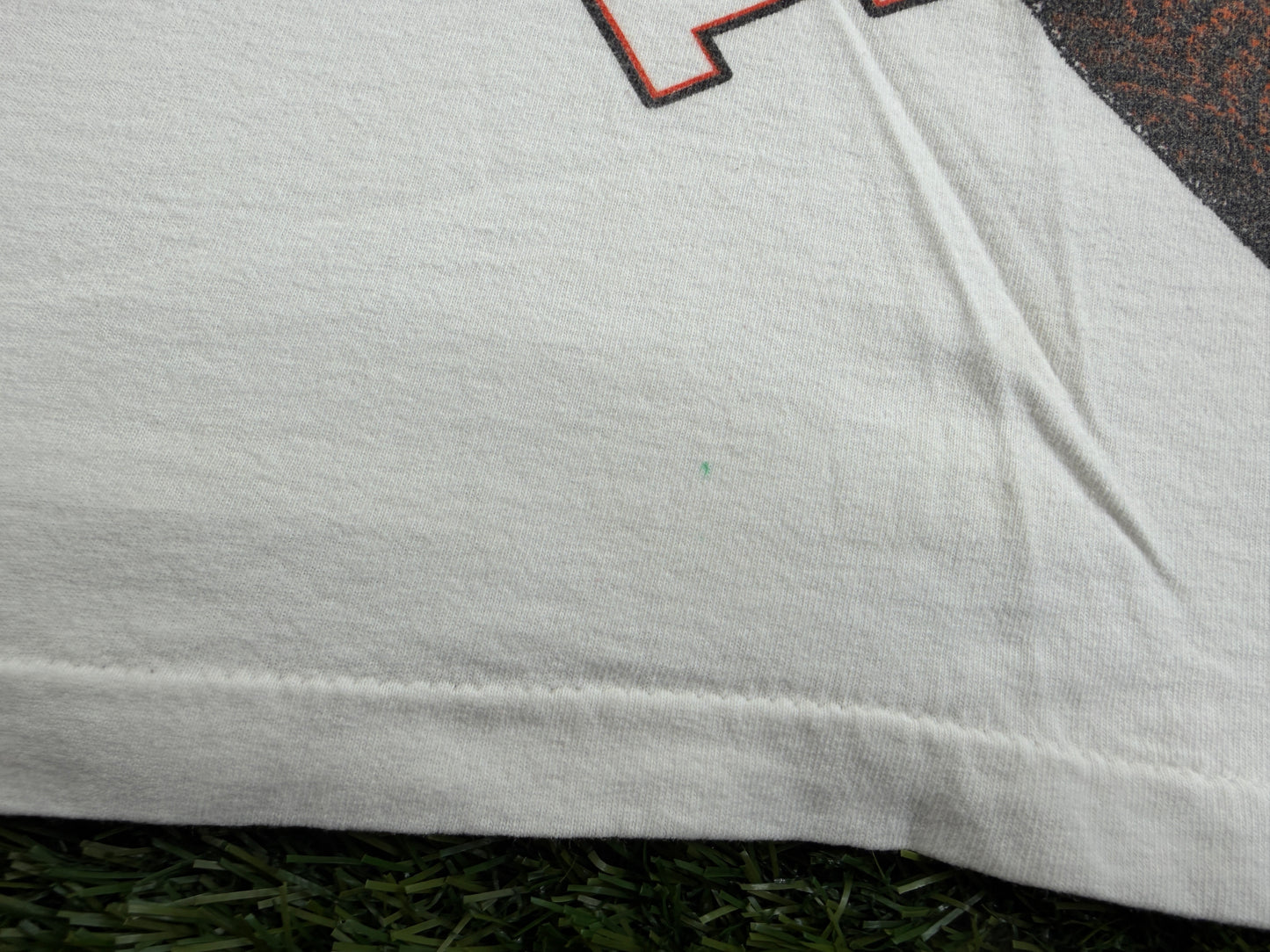 Vintage Florida Gators Shirt Basketball Big Print - M