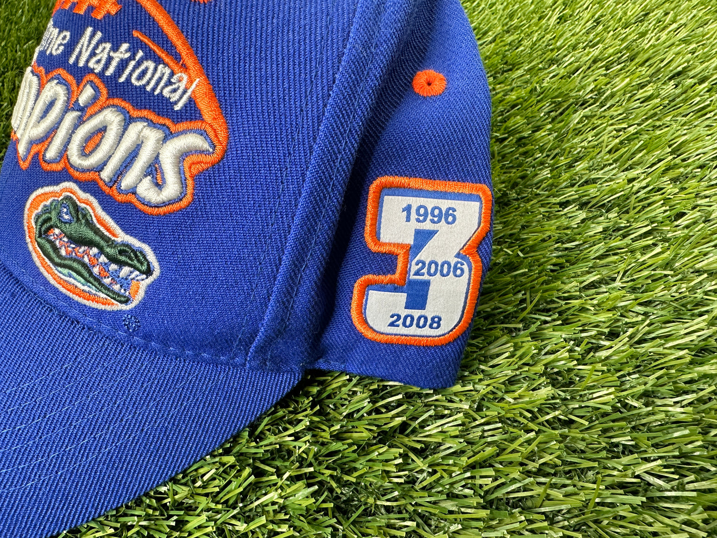 Vintage Florida Gators 08 3 Times Champs Strapback Hat