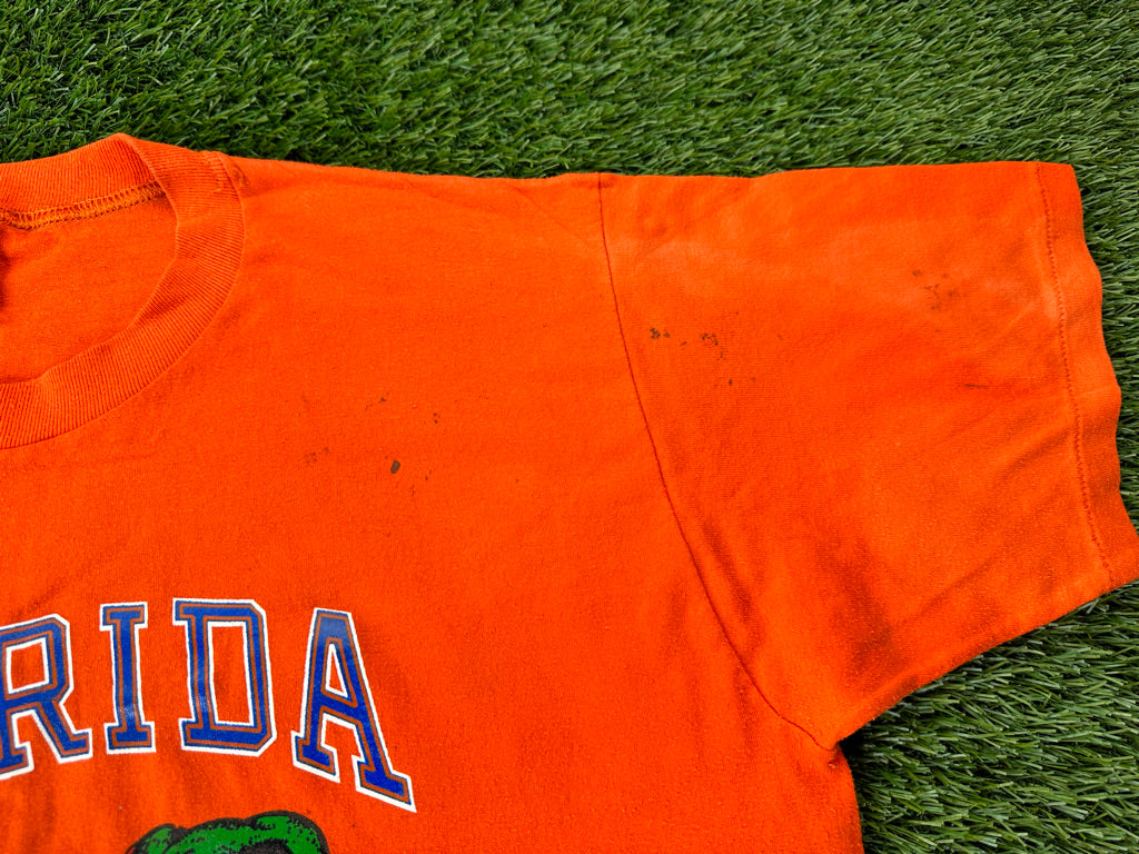 Vintage Florida Gators Georgia Rivalry Shirt Eating Dawg - M