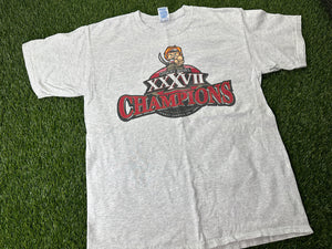 Vintage Tampa Bay Buccaneers Chucky Shirt - L