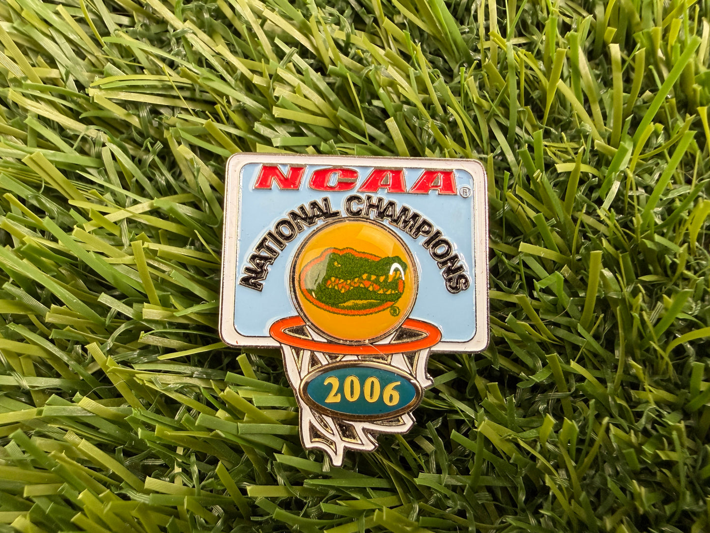 Vintage Florida Gators 2006 Basketball Champs Pin