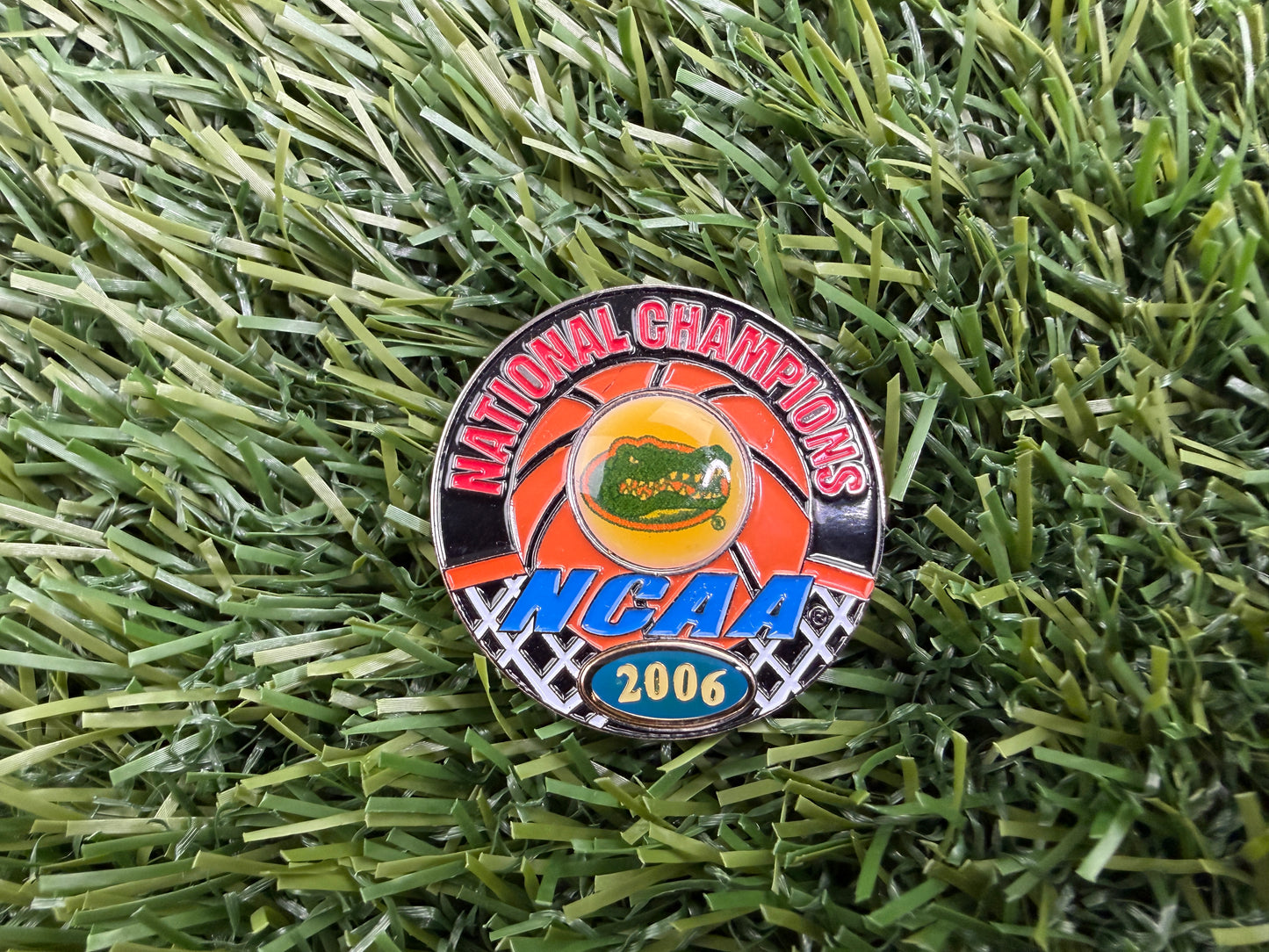 Vintage Florida Gators 2006 Basketball Champs Pin