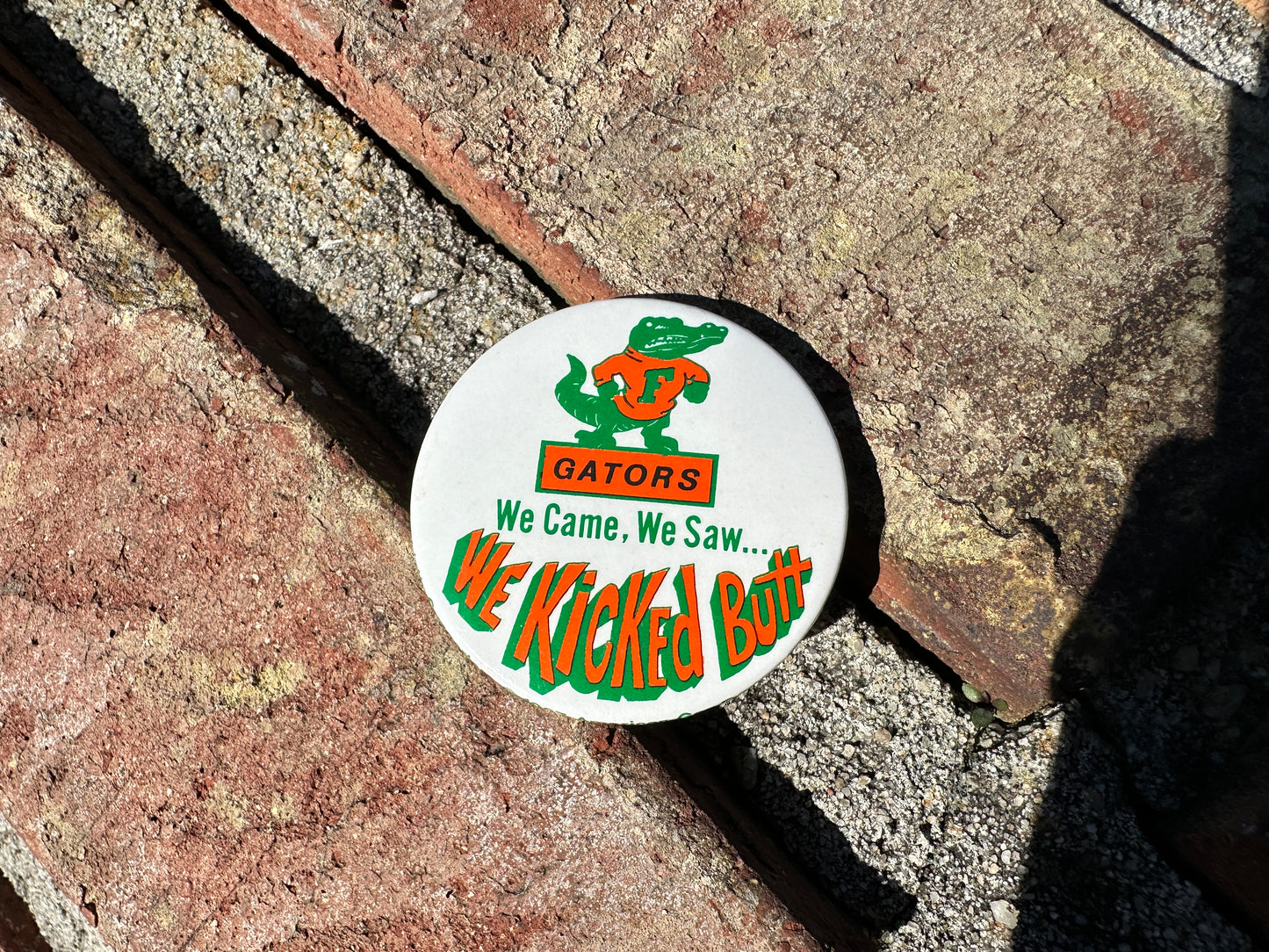 Vintage Florida Gators Button Kicked