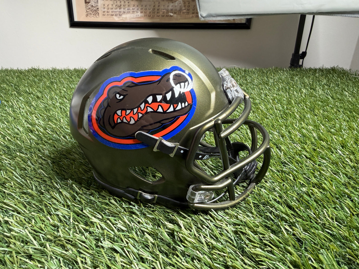 Florida Gators 2017 Swamp Green Mini Helmet