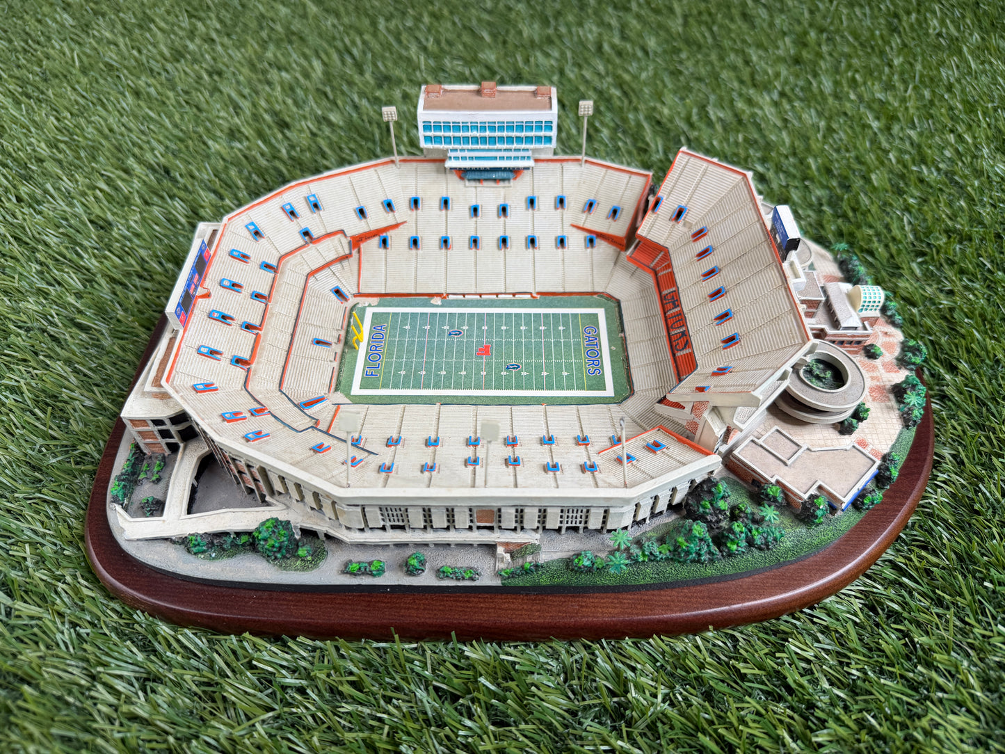 Ben Hill Griffin Stadium Statue